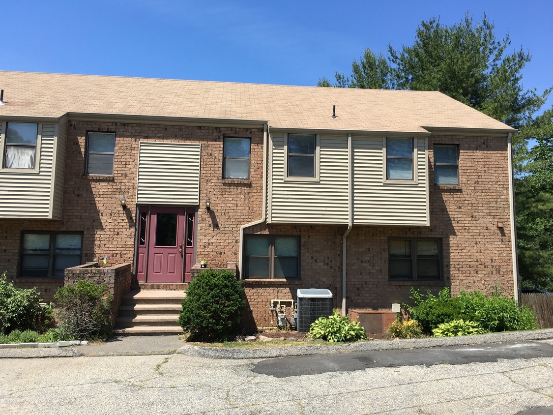 156 upper right - 156 High Top Cir E