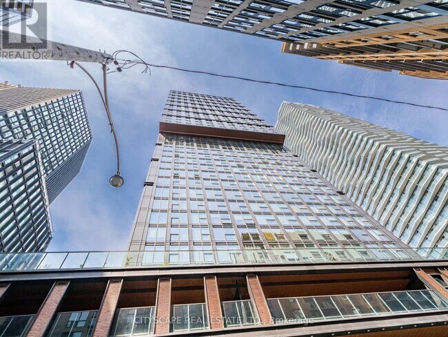 Building Photo - 82 Dalhousie St