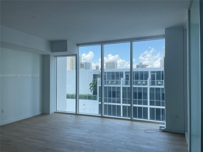 Building Photo - 1040 Biscayne Blvd