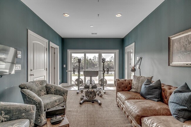 Building Photo - 455 Harbour View Dr