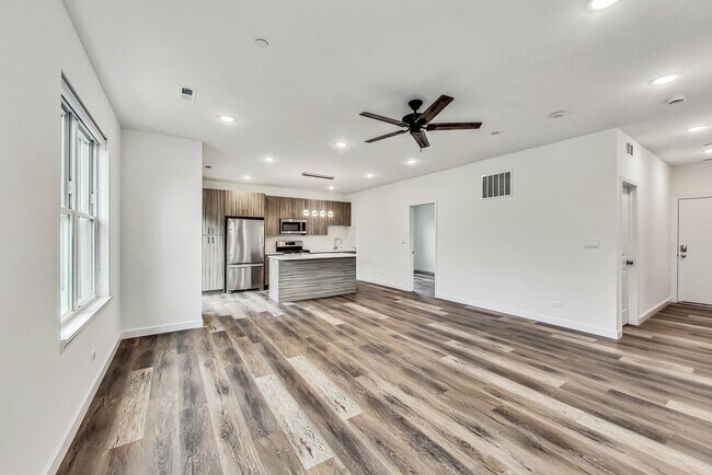 Foto del edificio - 6135 S Kimbark Ave