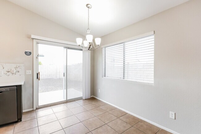 Foto del edificio - 21632 N 33rd Ave