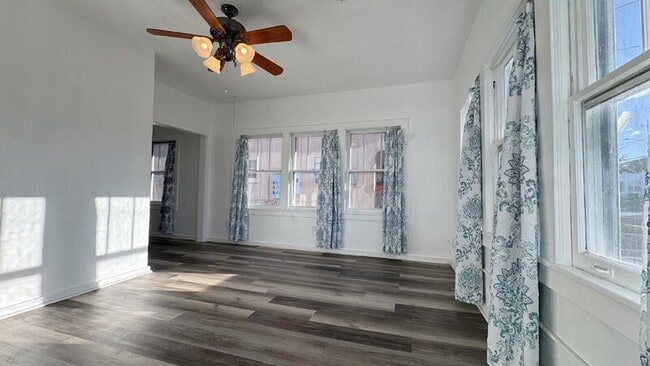 Photo - 428 N Oleander Ave House