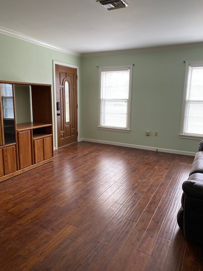 Foto del edificio - 2408 W 11th St