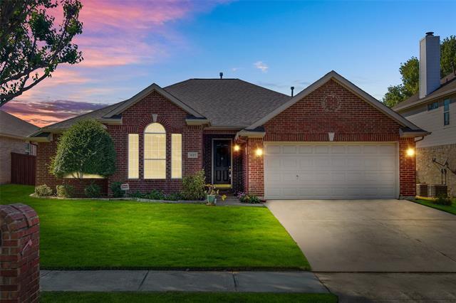 Building Photo - 1221 Silverwood Dr