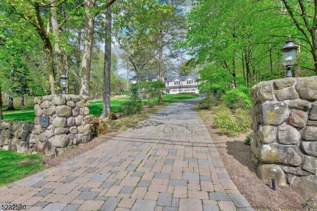 Foto del edificio - 23 Olney Rd