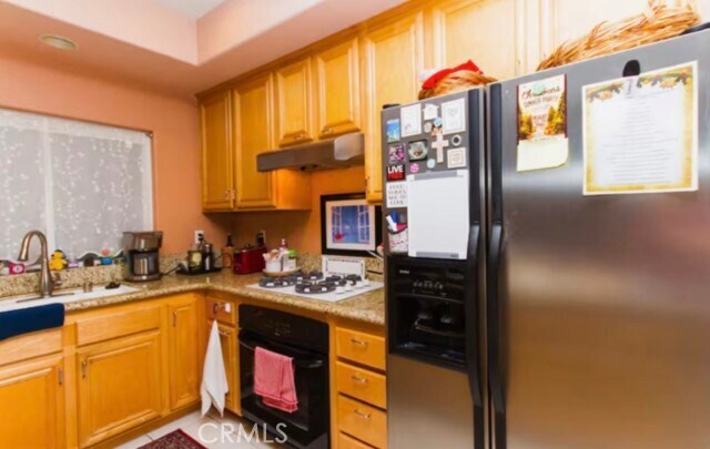 Building Photo - 610 Main St