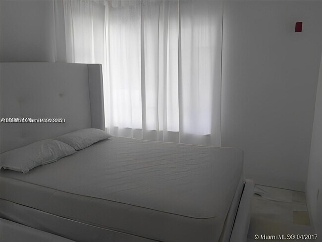Foto del edificio - 801 8th St