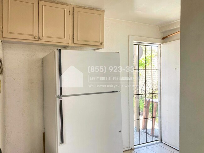 Building Photo - 440 18th St