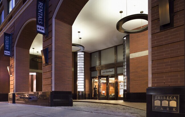 Foto del edificio - 400 Chambers St