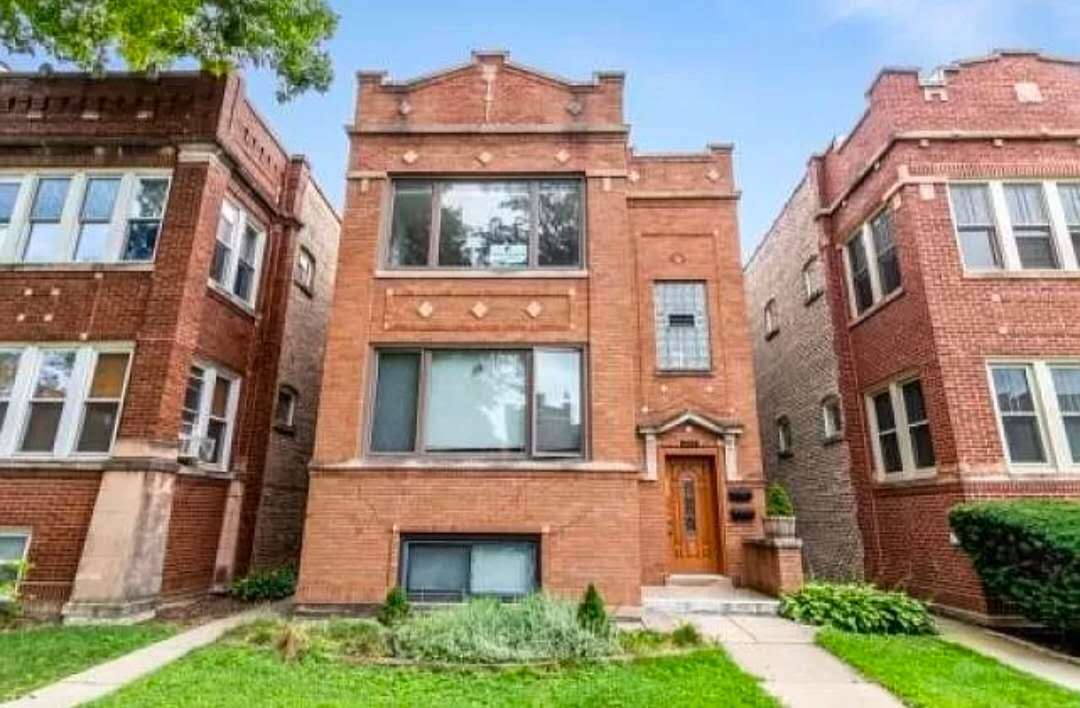 Primary Photo - 4933 N Mozart St