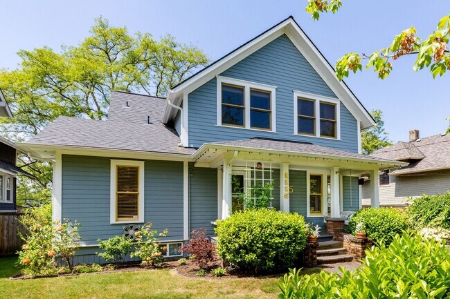 Foto del edificio - Madrona Home