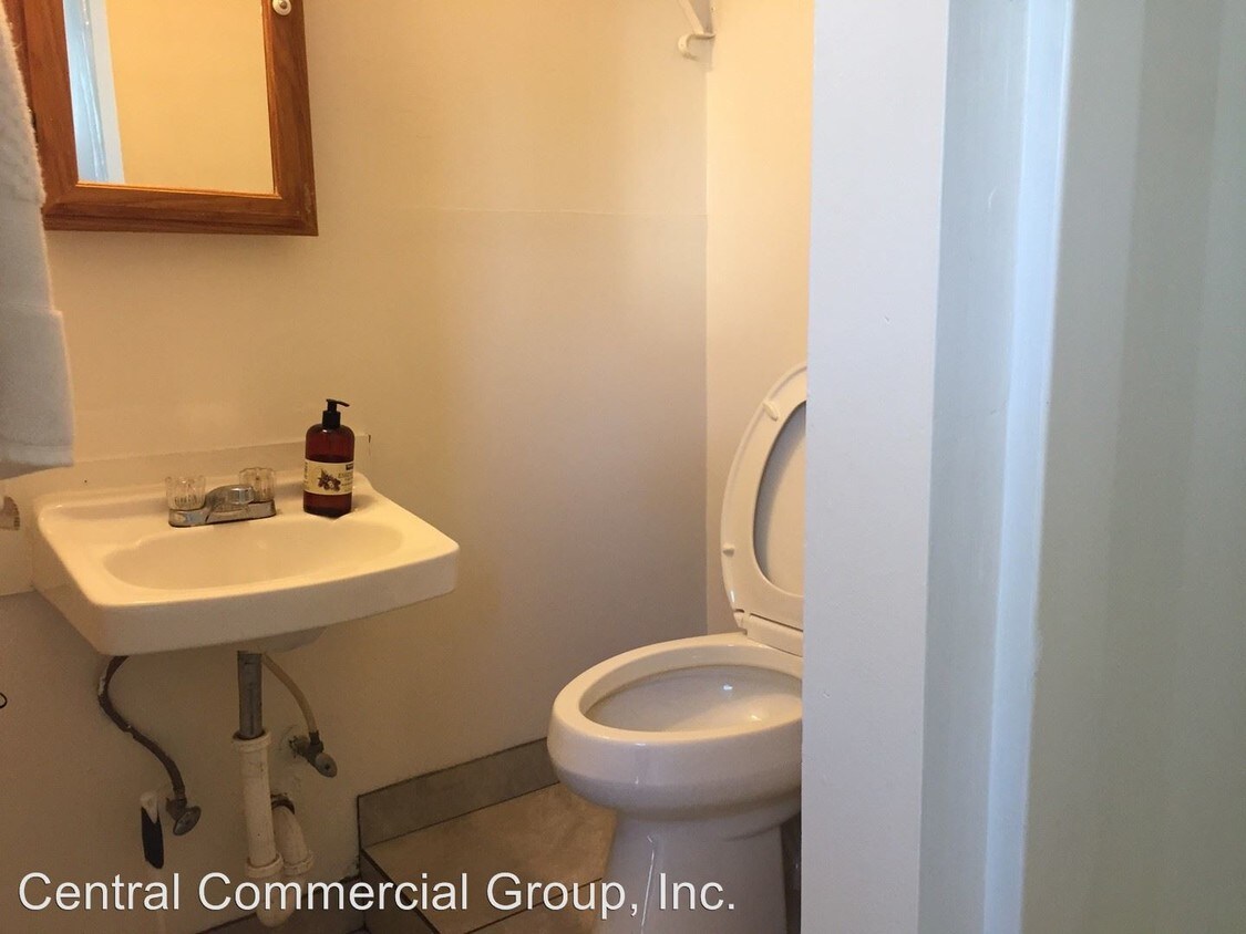 484 Hinds Ave, Pismo Beach, CA 93449 Room for Rent in Pismo Beach, CA