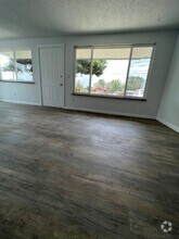 Building Photo - 3307 Castlevale Rd
