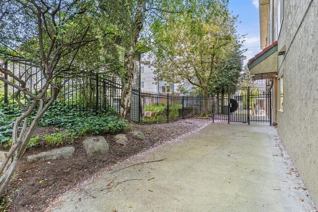 Interior Photo - Maplewood Apartments