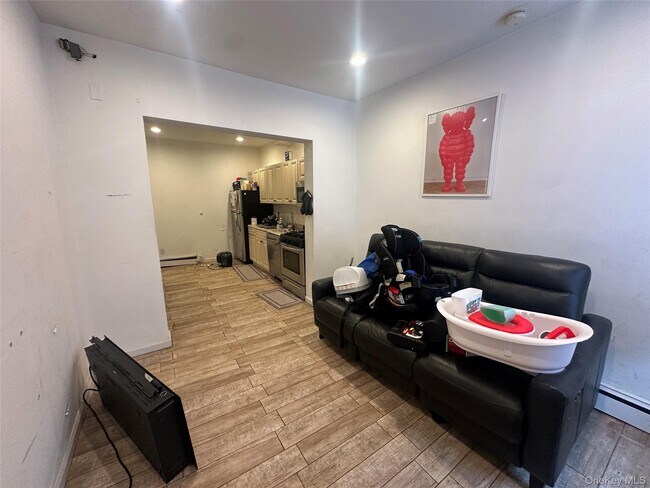 Foto del edificio - 8 Lafayette St