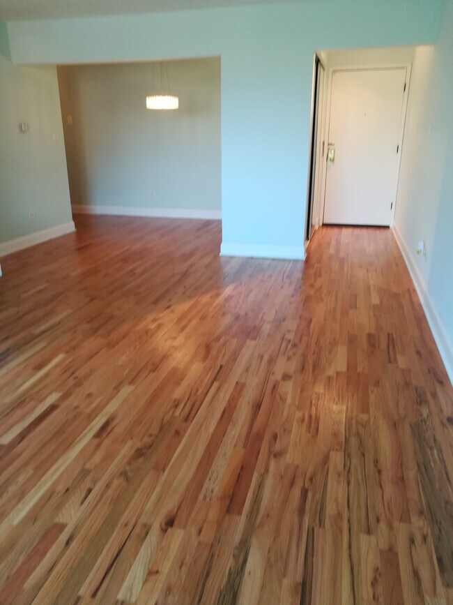 Foto del edificio - 5310 N Chester Ave