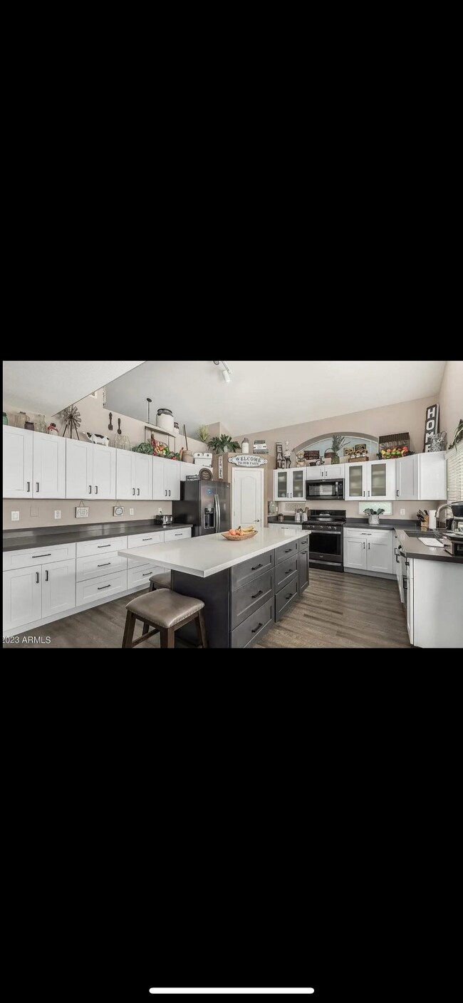 Foto del edificio - 16036 N 11th Ave