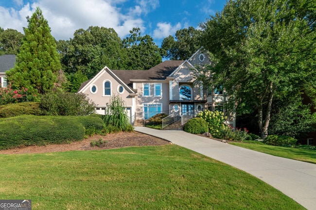 Building Photo - 3850 Glenhurst Dr