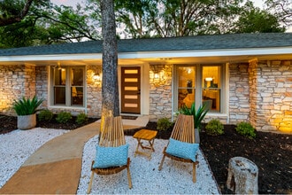 Building Photo - 12001 Mossbrook Cove