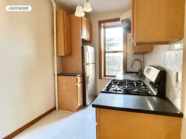Foto del edificio - 177 16th St