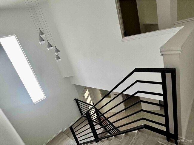 Foto del edificio - 2303 S 42nd Ln