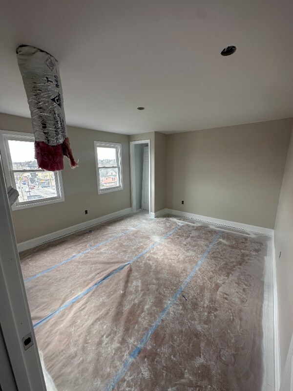 Building Photo - 1370 Acushnet Ave