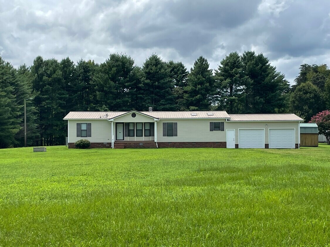 Primary Photo - 3214 Midway Church Rd