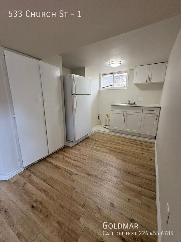 Photo principale - Studio Apartment Available Immediately