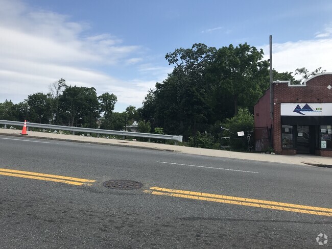 Building Photo - Morton Station Village