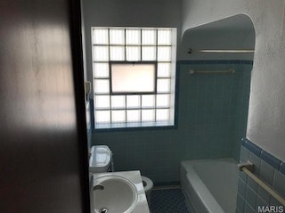 Foto del edificio - 4931 Jamieson Ave