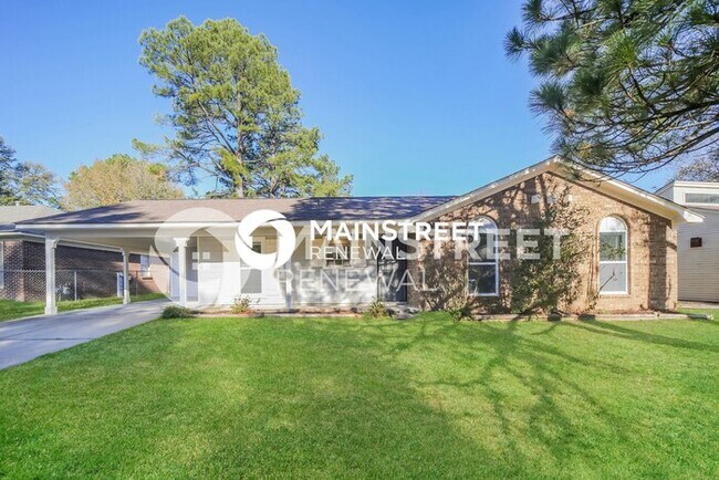 Building Photo - 3 Bedroom Pet-Friendly Home in Memphis, TN with Main Street Renewal