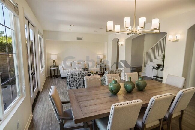 Building Photo - 26155 Lone Rock Ct