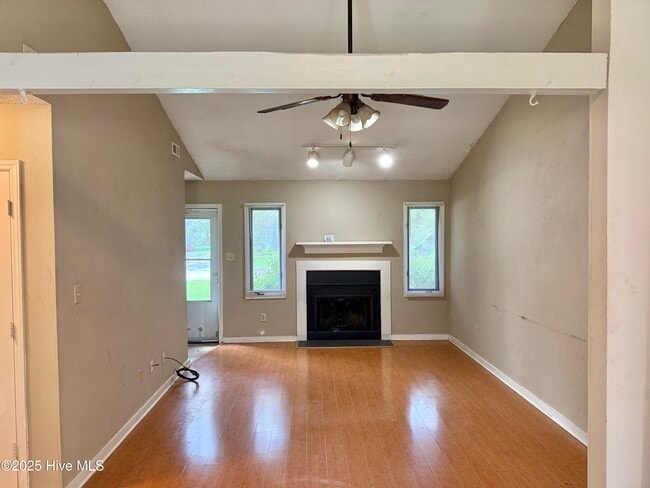 Foto del edificio - 1508 Princeton Ln