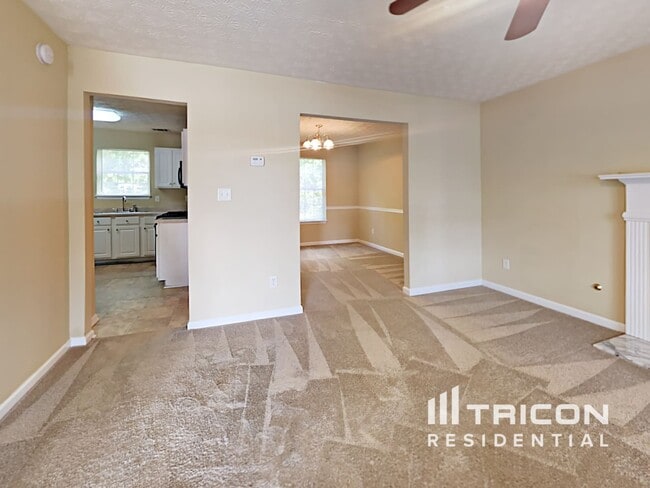 Building Photo - 1040 Kirtley Way SE