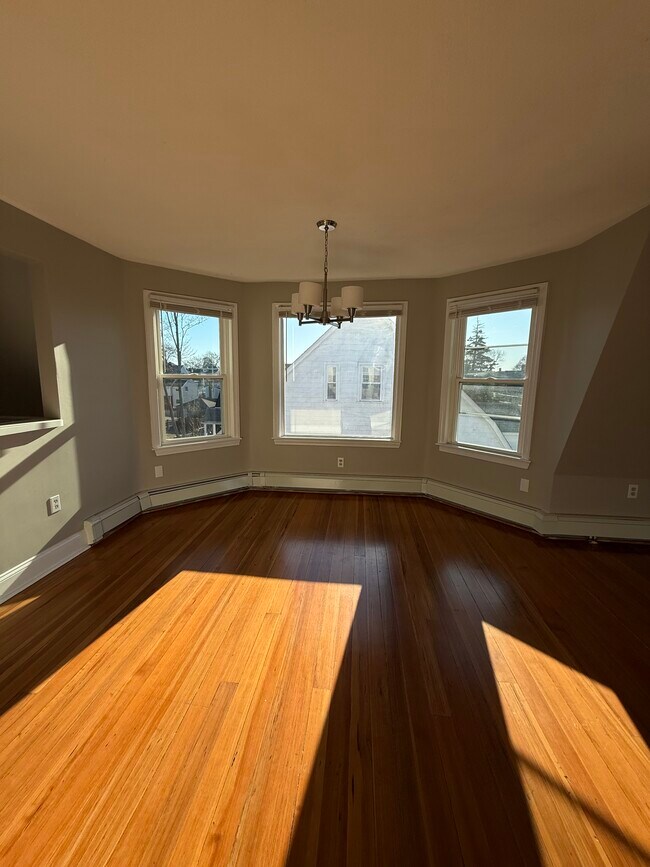 Building Photo - 76 Freemont Street Residences