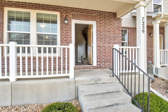 Foto del edificio - 7259 Countryside Grove