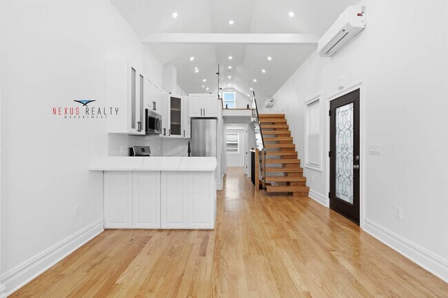 Foto del edificio - 21-28-28 48th St