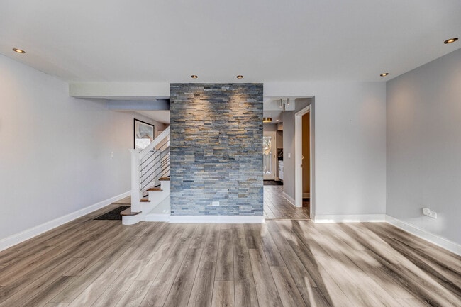 Foto del edificio - 5236 W 54th St