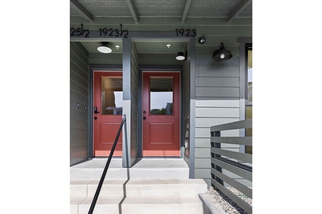 Foto del edificio - 5 Bed / 5 Bath Residence in Echo Park Now Available!