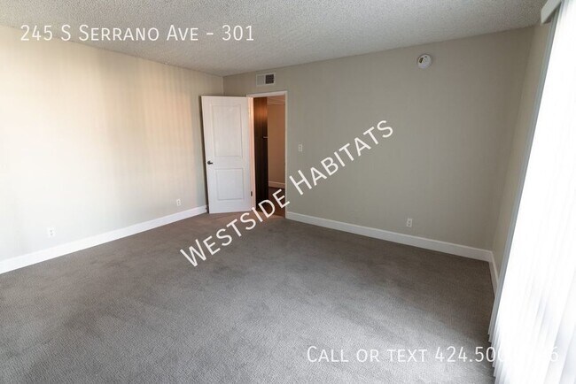 Building Photo - 245 Serrano Ave
