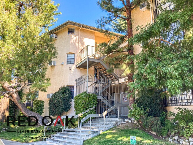 Foto del edificio - 10304 Tujunga Canyon Blvd