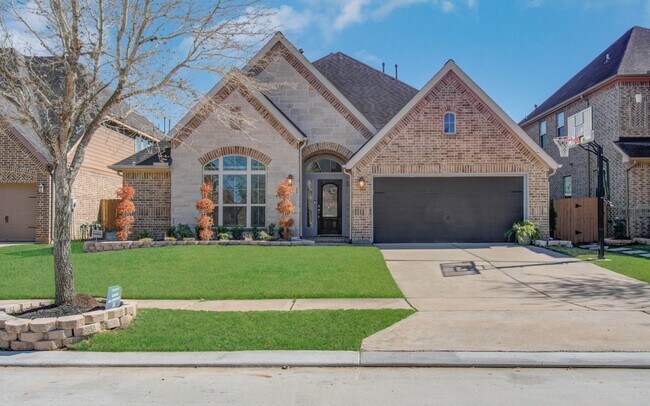 Foto del edificio - 6614 Rising Hills Ln