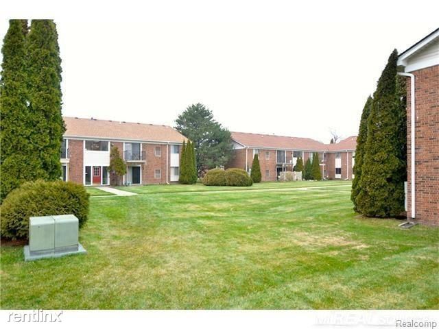 Apartments On Mound Rd