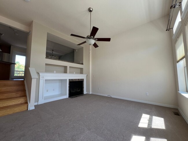 Foto del edificio - Charming Townhouse with Modern Comfort in ...
