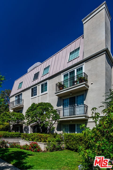 Foto del edificio - 458 N Oakhurst Dr