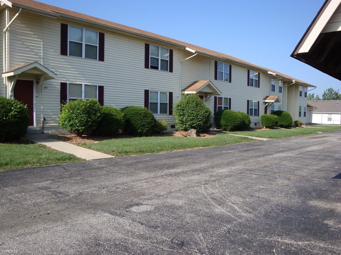 Foto principal - 204 Skyline View Dr