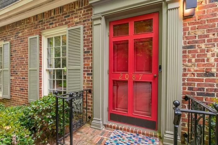 Foto principal - 3 bedroom in Atlanta GA 30318