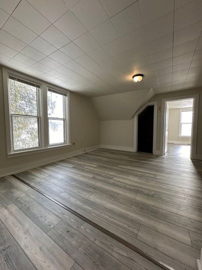 Building Photo - 1510 24th St