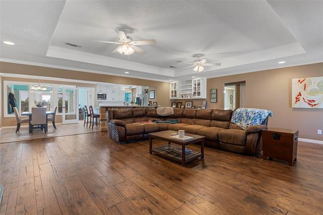 Foto del edificio - 2113 White Ln